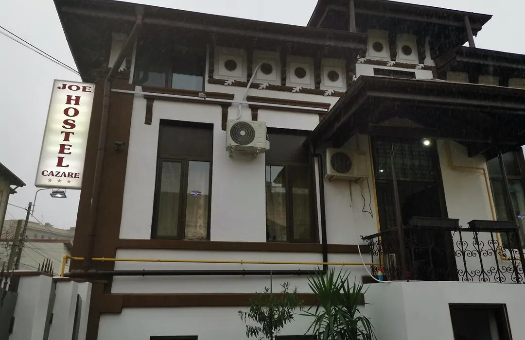Joe Hostel-1